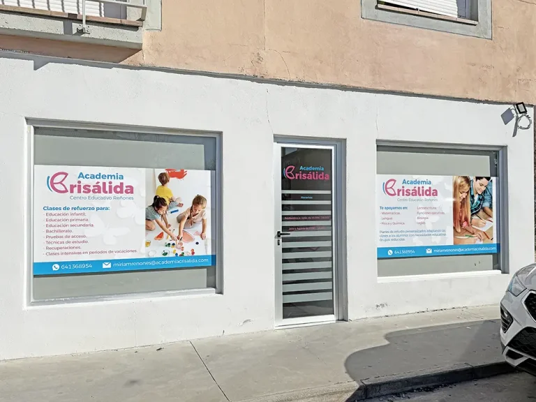 Entrada a la Academia Crisálida