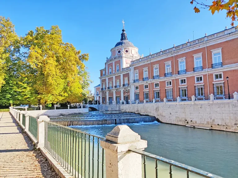 Palacio Real de Aranjuez visto desde los jardines
