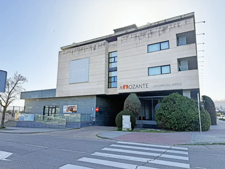 Fachada del Restaurante Arrozante, La Casa del Arroz, en el barrio de La Montaña