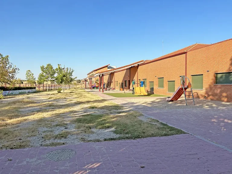 Patio de Eduación Infantil del CEIPSO Maestro Rodrigo