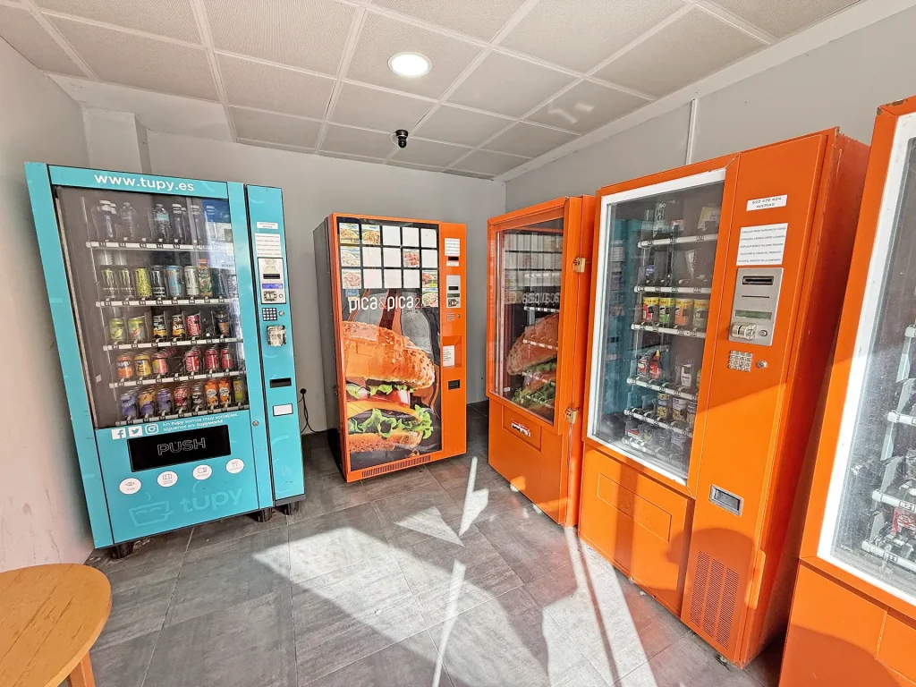 Máquinas expendedoras en La Montaña